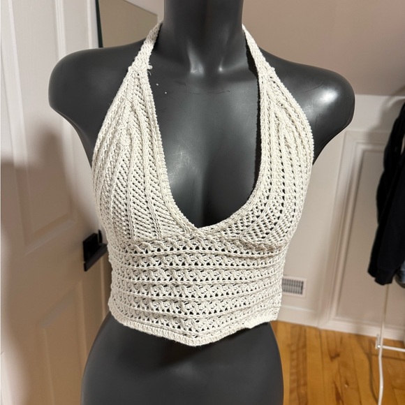 ROMWE Tops - Halter Knit Top